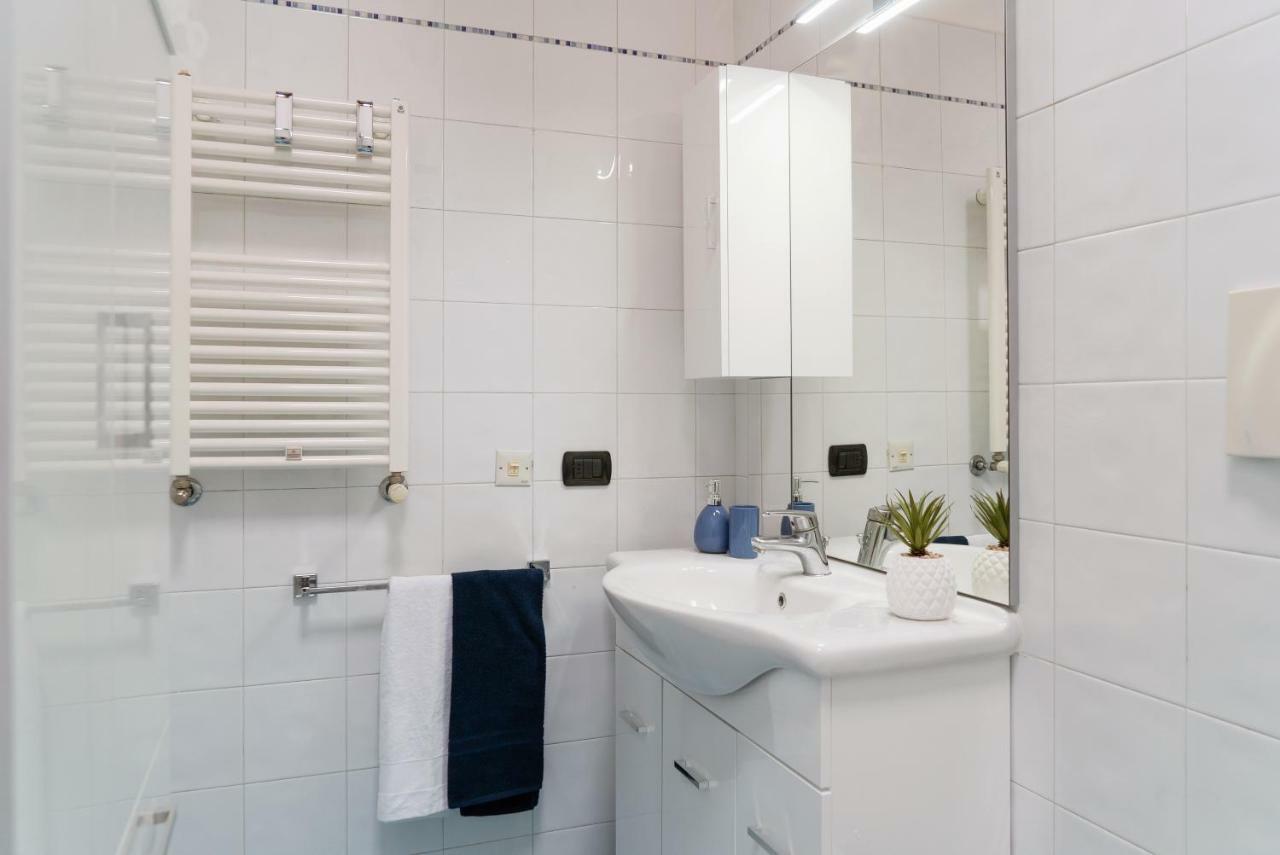 Large Apartment In Milan Center Exterior foto